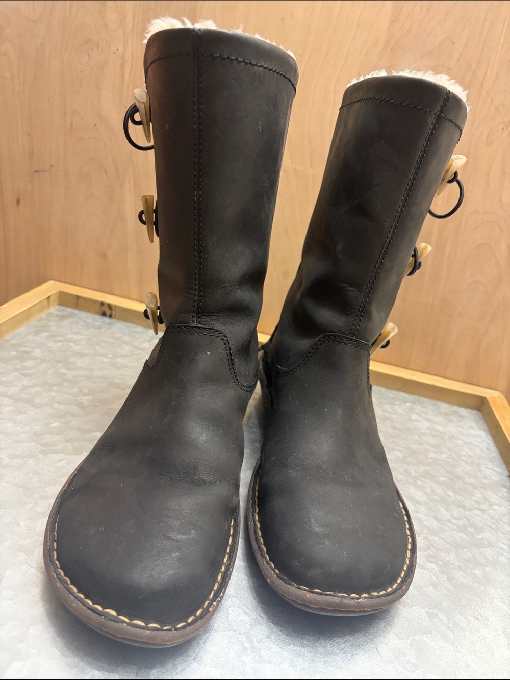 UGG Women's Black Lace-Up Shearling Winter Boots - Picture 2 of 7